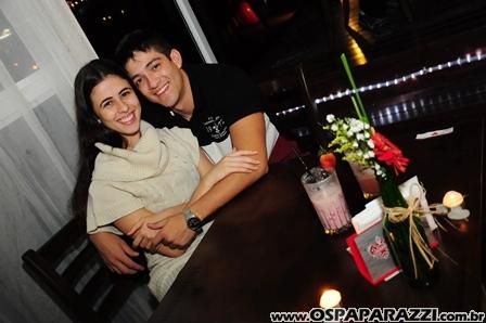 Casais apaixonados comemoram o Dia dos Namorados no Guten