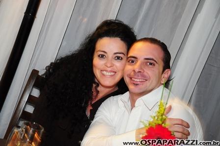 Casais apaixonados comemoram o Dia dos Namorados no Guten