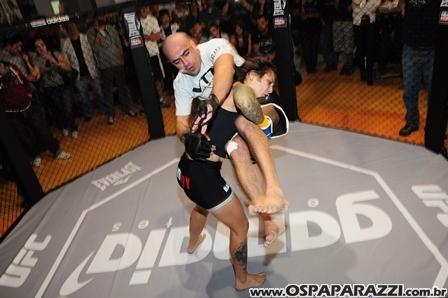 Gamaia inaugura seu próprio octógono de MMA