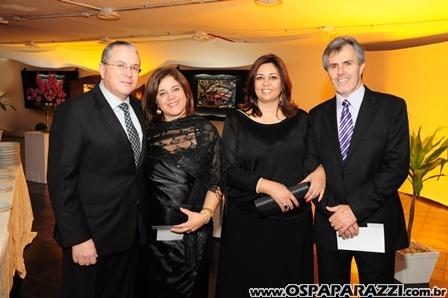 Baile Vermelho e Branco comemora os 99 anos da AESJ