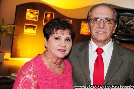 Baile Vermelho e Branco comemora os 99 anos da AESJ