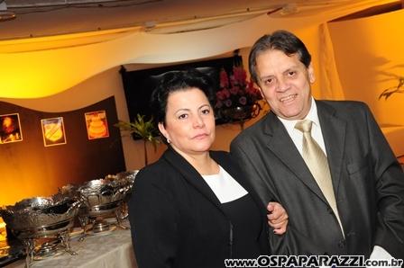 Baile Vermelho e Branco comemora os 99 anos da AESJ