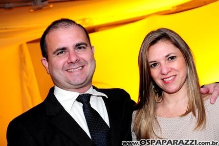 Baile Vermelho e Branco comemora os 99 anos da AESJ