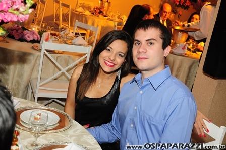 Baile Vermelho e Branco comemora os 99 anos da AESJ