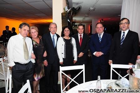 Baile Vermelho e Branco comemora os 99 anos da AESJ
