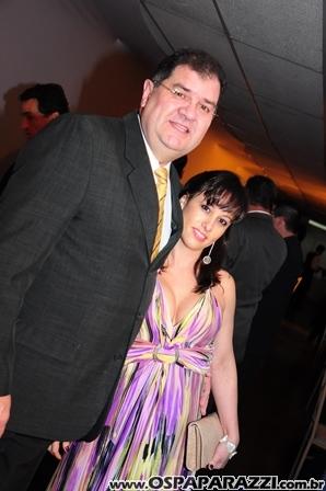 Baile Vermelho e Branco comemora os 99 anos da AESJ