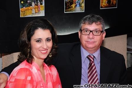 Baile Vermelho e Branco comemora os 99 anos da AESJ