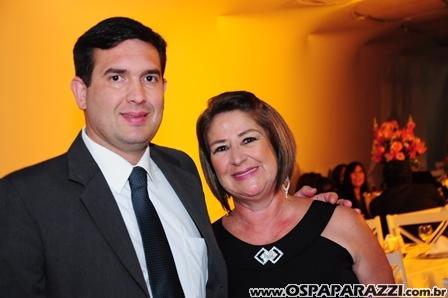 Baile Vermelho e Branco comemora os 99 anos da AESJ