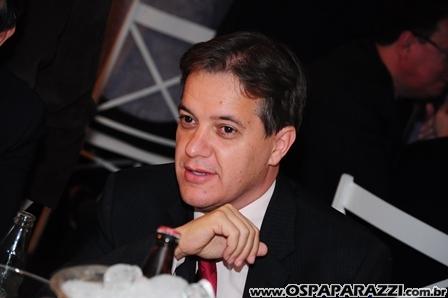 Baile Vermelho e Branco comemora os 99 anos da AESJ