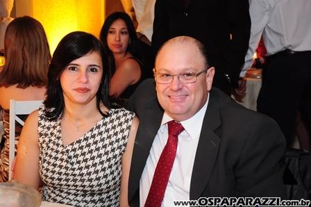 Baile Vermelho e Branco comemora os 99 anos da AESJ