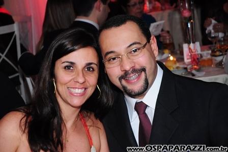 Baile Vermelho e Branco comemora os 99 anos da AESJ