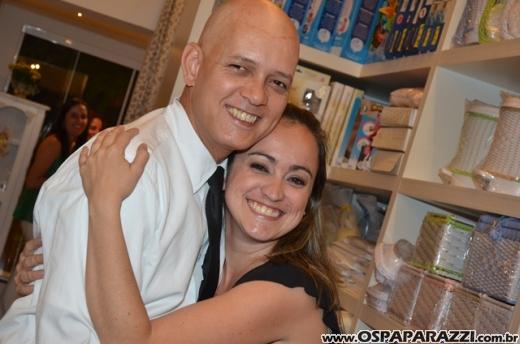 Turma Mixirica faz coquetel e lança seção de sapatos infantis