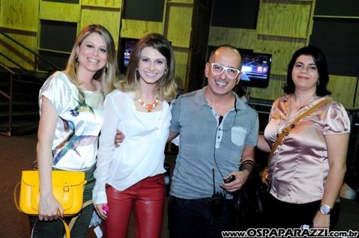 Celebridades desfilam no Oscar Fashion Days Festival 2012