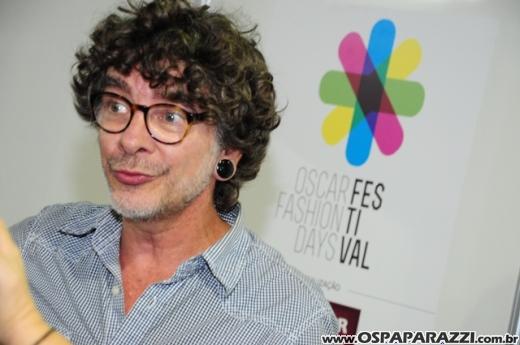 Celebridades desfilam no Oscar Fashion Days Festival 2012