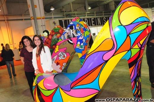 Celebridades desfilam no Oscar Fashion Days Festival 2012