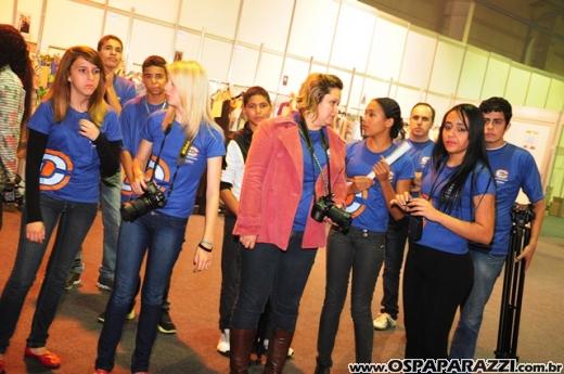 Celebridades desfilam no Oscar Fashion Days Festival 2012