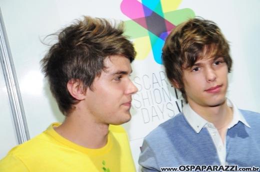 Celebridades desfilam no Oscar Fashion Days Festival 2012