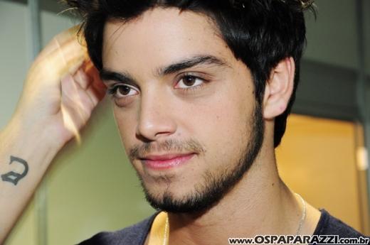 Celebridades desfilam no Oscar Fashion Days Festival 2012