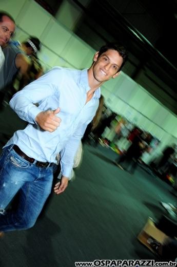 Celebridades desfilam no Oscar Fashion Days Festival 2012