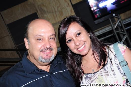 Celebridades desfilam no Oscar Fashion Days Festival 2012