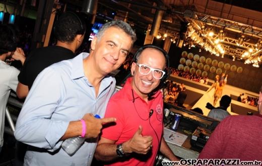 Celebridades desfilam no Oscar Fashion Days Festival 2012