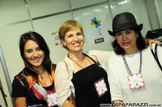Celebridades desfilam no Oscar Fashion Days Festival 2012
