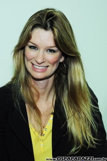 Celebridades desfilam no Oscar Fashion Days Festival 2012