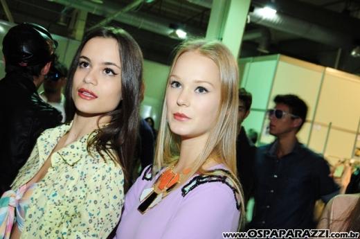 Celebridades desfilam no Oscar Fashion Days Festival 2012