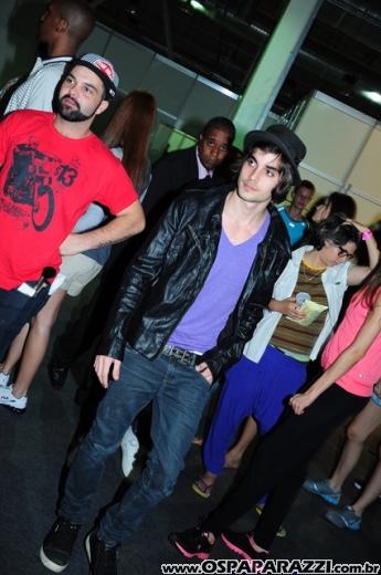 Celebridades desfilam no Oscar Fashion Days Festival 2012