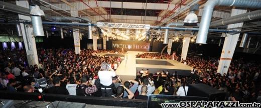 Celebridades desfilam no Oscar Fashion Days Festival 2012