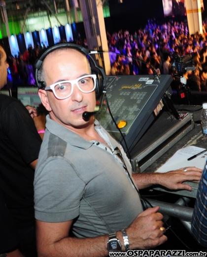 Celebridades desfilam no Oscar Fashion Days Festival 2012