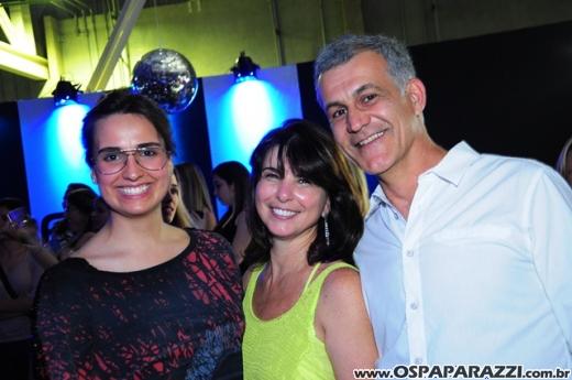 Celebridades desfilam no Oscar Fashion Days Festival 2012