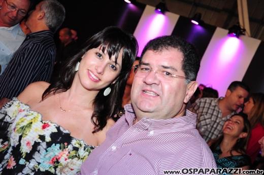 Celebridades desfilam no Oscar Fashion Days Festival 2012