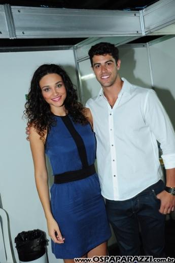 Celebridades desfilam no Oscar Fashion Days Festival 2012