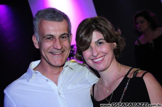 Celebridades desfilam no Oscar Fashion Days Festival 2012