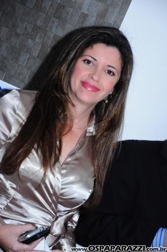 Noite de festa no lançamento do Celebrity Vila Ema