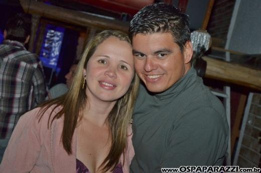 Aniversário de Dodô Minas com balada retrô na Cenário