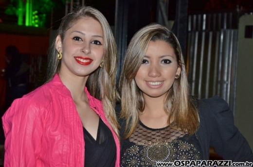 Aniversário de Dodô Minas com balada retrô na Cenário