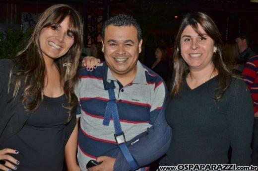 Aniversário de Dodô Minas com balada retrô na Cenário