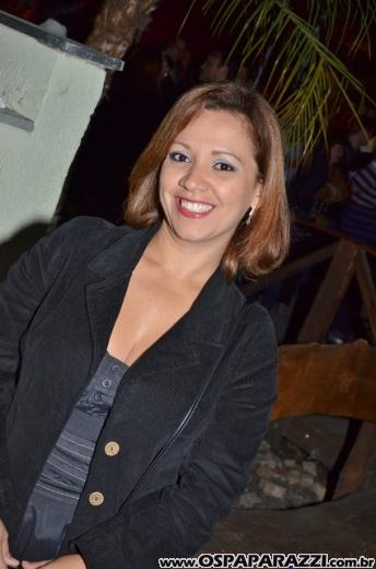Aniversário de Dodô Minas com balada retrô na Cenário