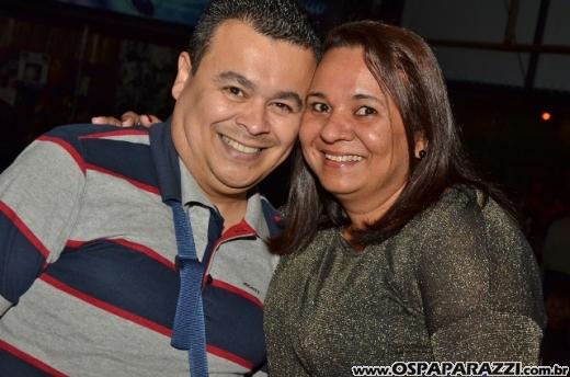 Aniversário de Dodô Minas com balada retrô na Cenário