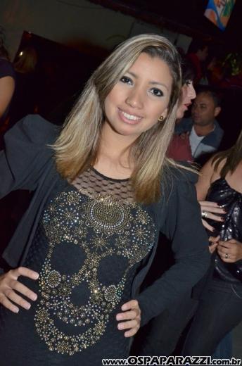Aniversário de Dodô Minas com balada retrô na Cenário