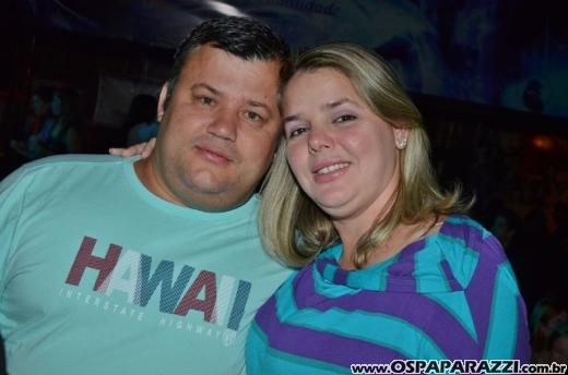 Aniversário de Dodô Minas com balada retrô na Cenário