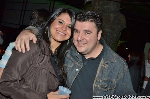 Aniversário de Dodô Minas com balada retrô na Cenário