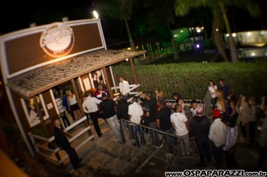 Marcos e Belutti fazem show na Fazenda Coléginho em Jacareí