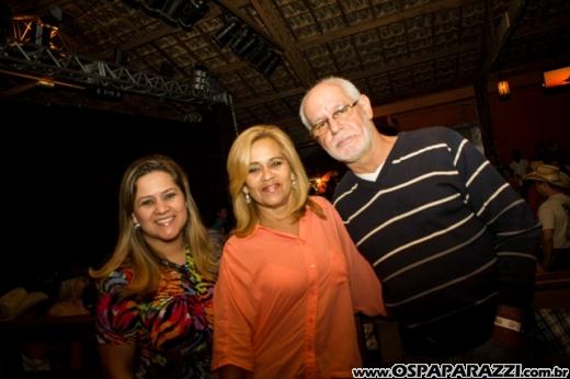 Marcos e Belutti fazem show na Fazenda Coléginho em Jacareí