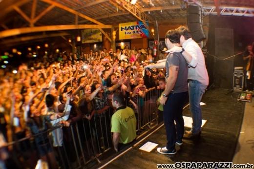 Marcos e Belutti fazem show na Fazenda Coléginho em Jacareí