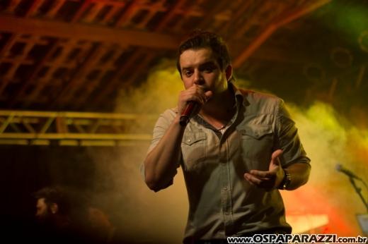 Marcos e Belutti fazem show na Fazenda Coléginho em Jacareí