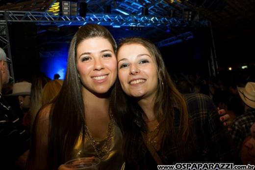 Marcos e Belutti fazem show na Fazenda Coléginho em Jacareí