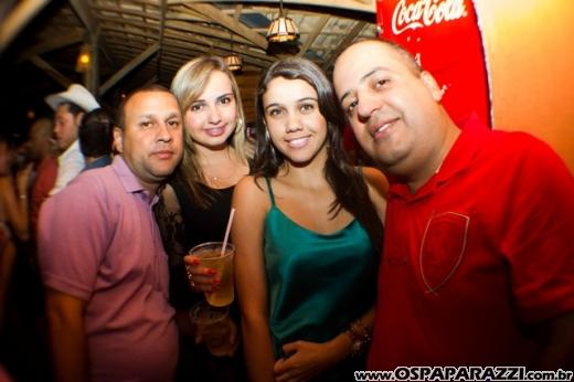 Marcos e Belutti fazem show na Fazenda Coléginho em Jacareí